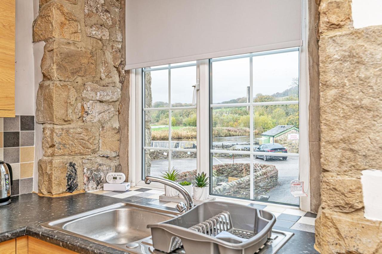 Scalebar Bridge End Mill Apartment Settle Bagian luar foto